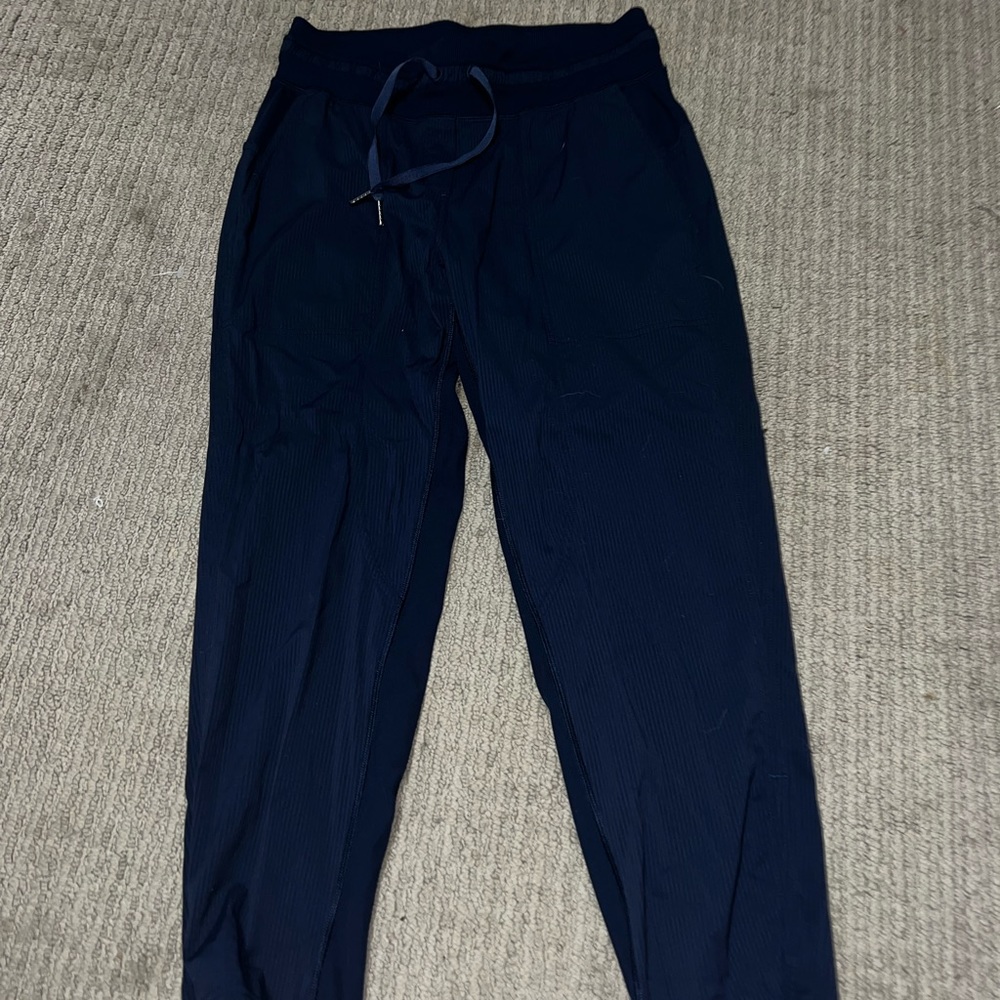 Lululemon joggers